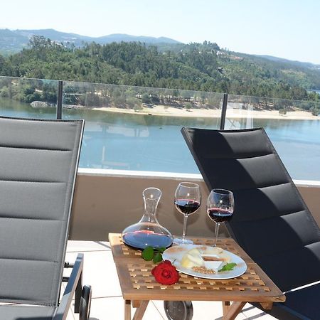 Figurino Do Douro Hotel Melres Екстериор снимка