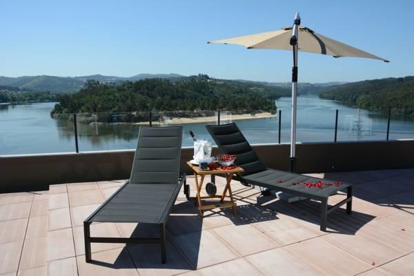 Figurino Do Douro Hotel Melres Екстериор снимка